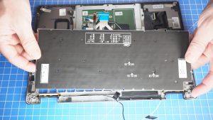 ***FOLLOW THE ORIGINAL STEPS IN REVERSE TO REASSEMBLE YOUR LAPTOP.