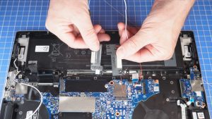 ***FOLLOW THE ORIGINAL STEPS IN REVERSE TO REASSEMBLE YOUR LAPTOP.