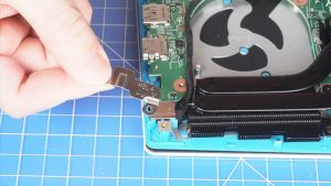 ***FOLLOW THE ORIGINAL STEPS IN REVERSE TO REASSEMBLE YOUR LAPTOP.