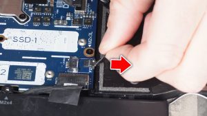 Disconnect the right cooling fan.